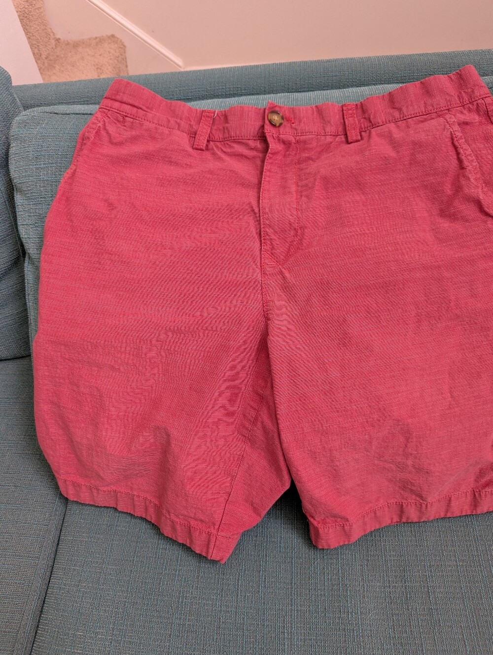 Tommy Hilfiger Men's Fine Stripe Chino Shorts Pink White Size 34 Cotton